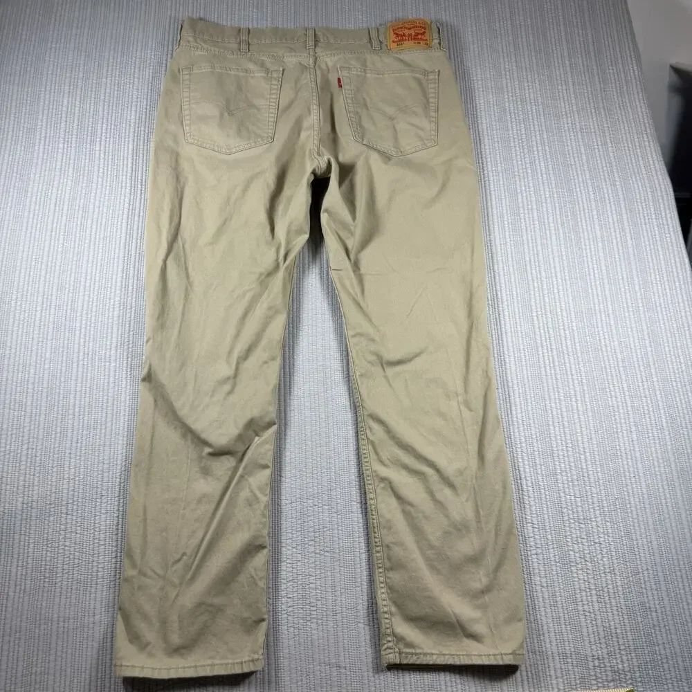 Levi's 514 Jeans Khaki Men’s 38 X 32 Straight Timeless Quiet Luxury Minimalist